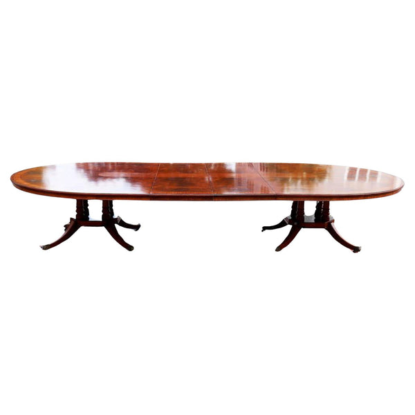 English Regency Mahogany & Satinwood Extendable Dining Table. 1960's.