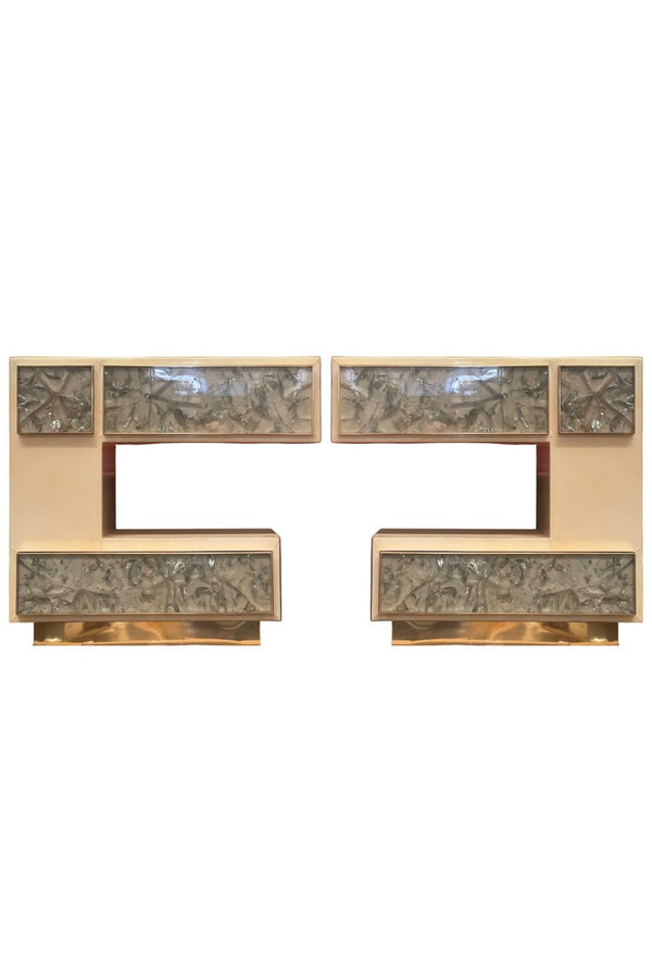 Luxurious Pair Modern Nightstands in Parchment & Crackled Resin. U.S.A. 21st C.