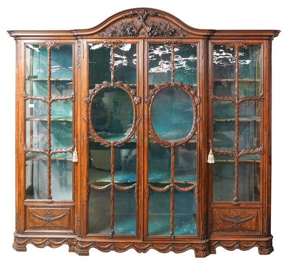 Late 19th Century French Oak Display Cabinet with Ribbon & Garland Glazing