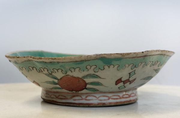 Pair of Late 18th Century Chinese Famille Rose Bowls