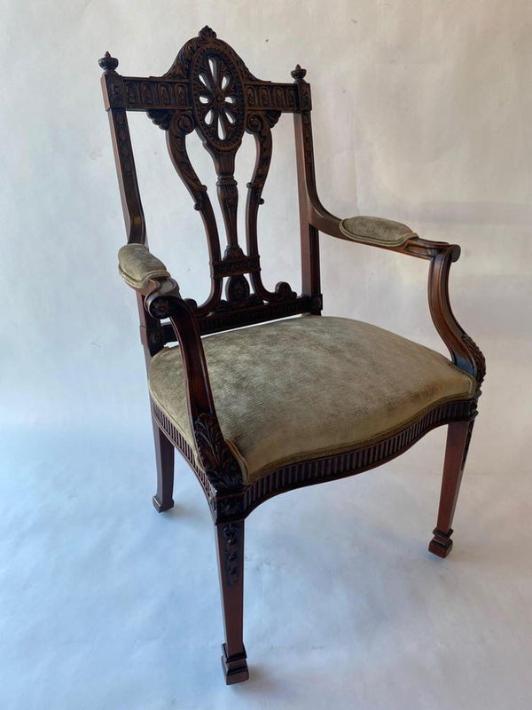 Set of Twelve 19th Century English Edwardian Mahogany Dining Chairs