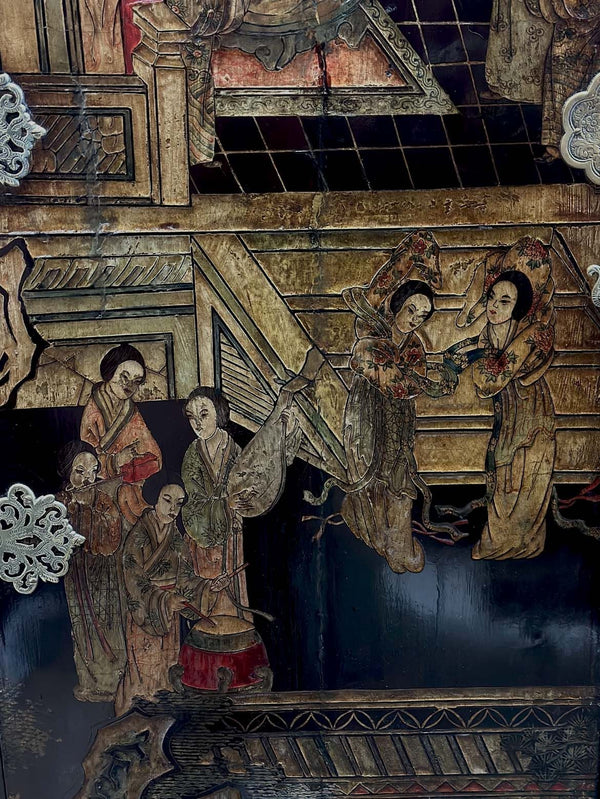 Late 19th Century Chinese Coromandel Bar Cabinet