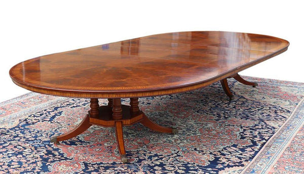 English Regency Mahogany & Satinwood Extendable Dining Table. 1960's.
