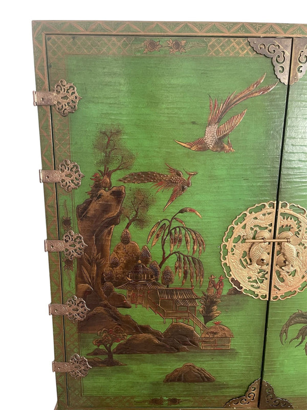 Italian Baroque‑Style Green Chinoiserie Lacquer Bar Cabinet. 20th Century.