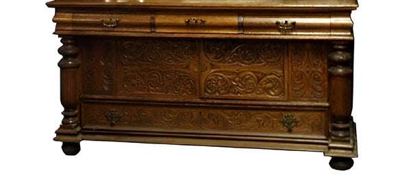 Monumental Renaissance Revival Oak Sideboard Attr. to R.J. Horner, U.S.A. c.1880