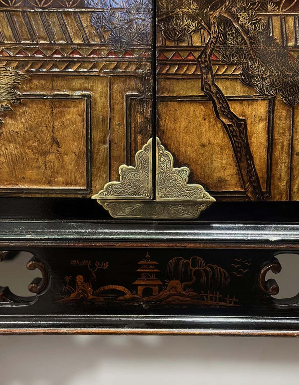 Late 19th Century Chinese Coromandel Bar Cabinet