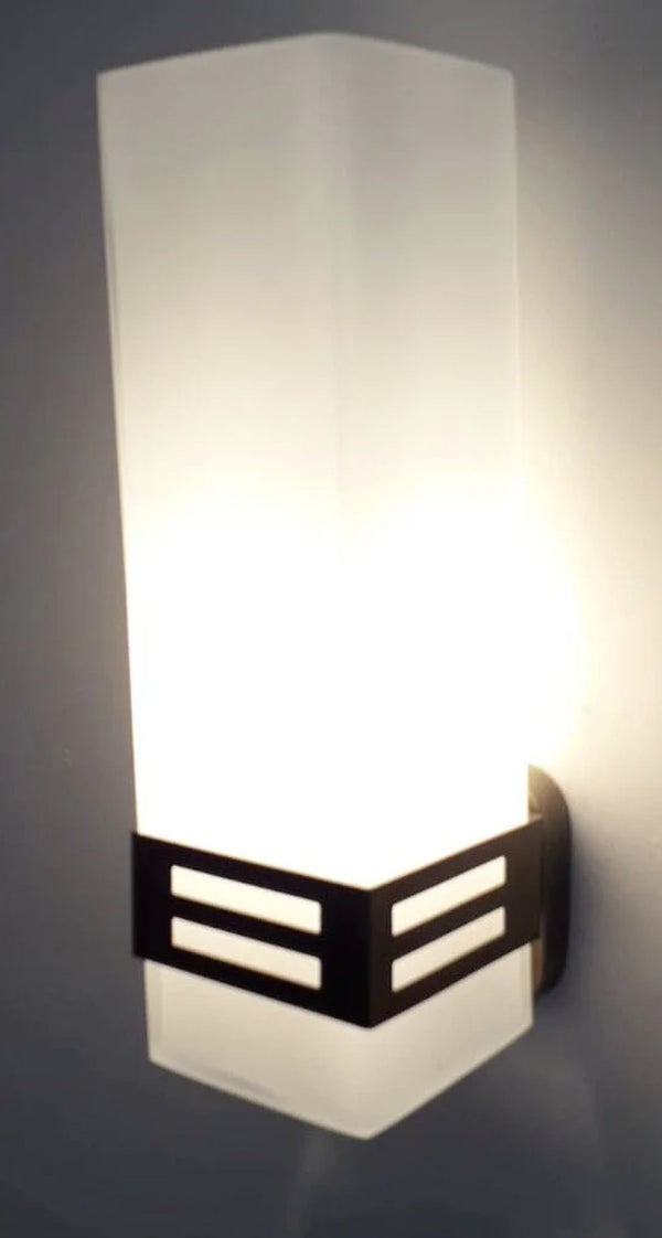 Set of 12 Grattacielo Frosted Murano Glass Sconces, Italy, 1990's.