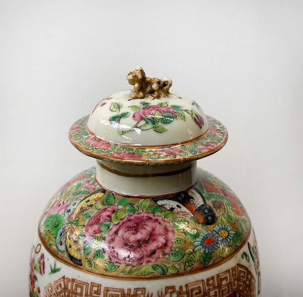 Chinese Pair of Early 19th Century Famille Rose Canton Lidded Vases