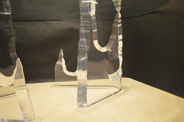 Stunning Signed Lion in Frost "Iceberg" Acrylic Dining Table, U.S.A. 1970's.