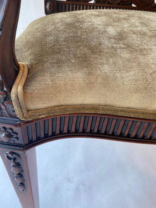 Set of Twelve 19th Century English Edwardian Mahogany Dining Chairs