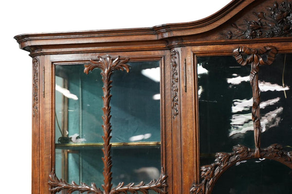Late 19th Century French Oak Display Cabinet with Ribbon & Garland Glazing