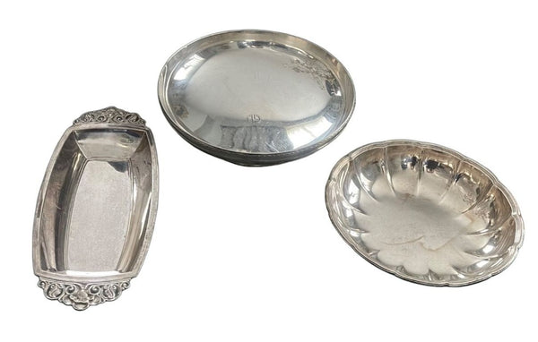 Collection of Three Tiffany & Co. Sterling Silver Serving Pieces. 20th Century.