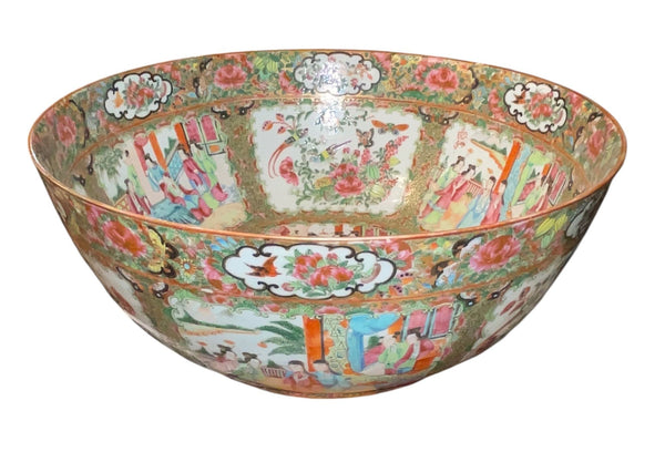 Late 19th Century Chinese Export Rose Medallion Bowl