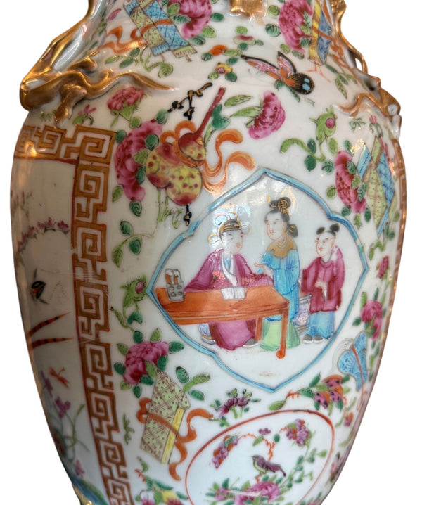 Pair of Late 19th Century Chinese Canton Rose Medallion Lamps