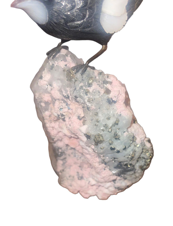 Idar-Oberstein Gemstone Oriole on Quartz Base Sculpture. Germany, 20th Century.