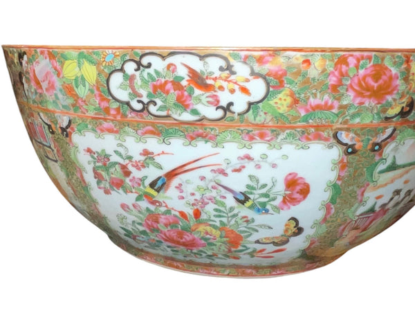 Late 19th Century Chinese Export Rose Medallion Bowl