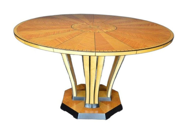 Italian Art Deco Inlaid Satinwood and Ebonized Round Table, circa 1930's.