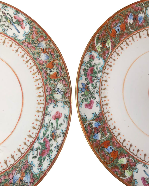 Mid-19th Century Set of Seven Chinese Export Rose Mandarin Porcelain Plates