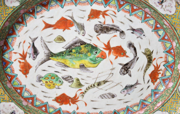 Pair of Late 19th Century Chinese Export Famille Verte Platters