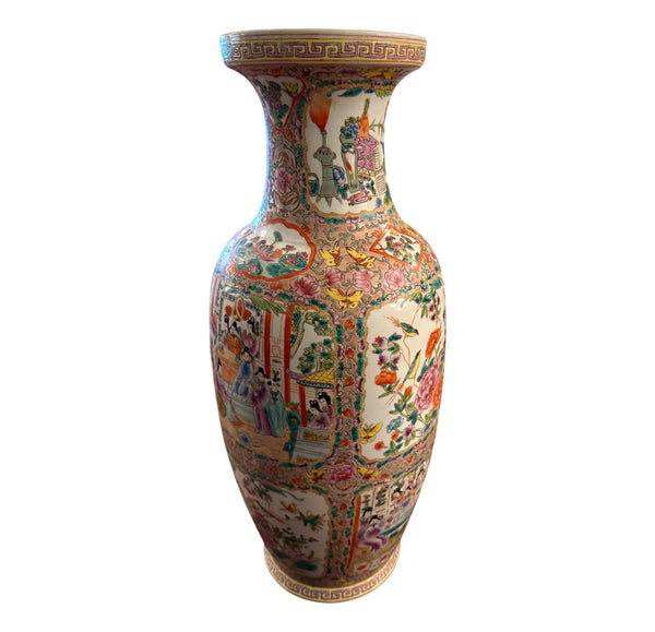Large Chinese Export Rose Medallion Porcelain Vase. Early 20th Century.