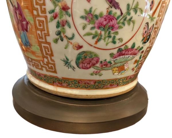 Pair of Late 19th Century Chinese Canton Rose Medallion Lamps