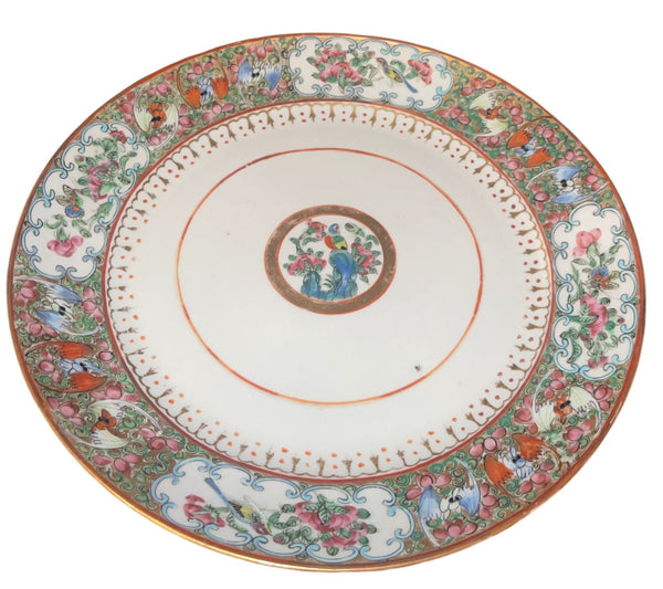 Mid-19th Century Set of Seven Chinese Export Rose Mandarin Porcelain Plates