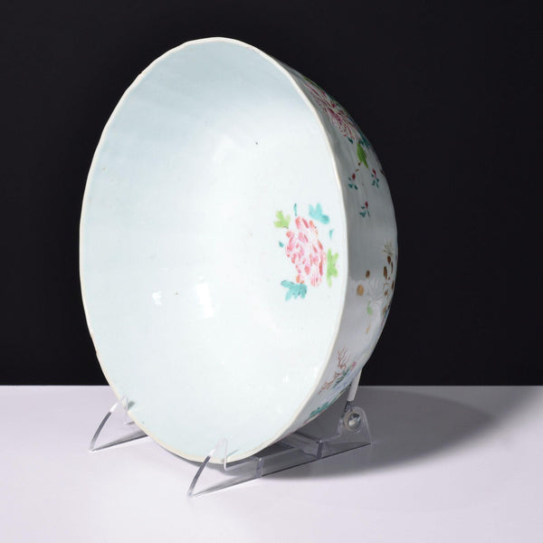 Chinese Export Fluted Porcelain Bowl