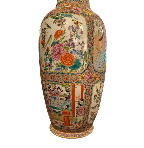 Large Chinese Export Rose Medallion Porcelain Vase. Early 20th Century.