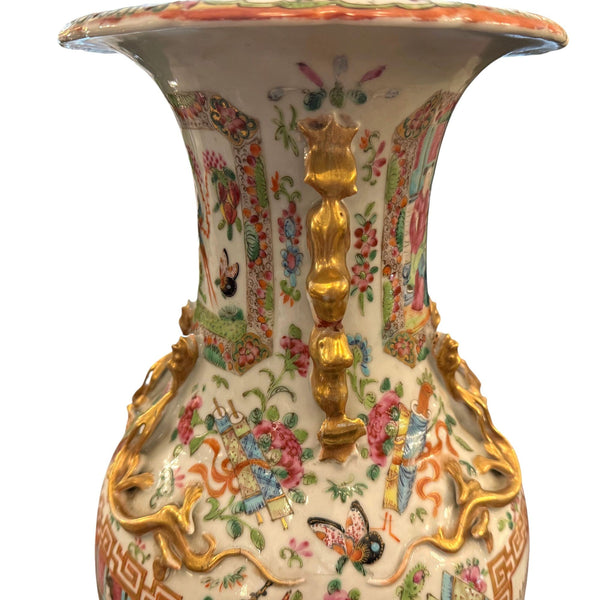 Pair of Late 19th Century Chinese Canton Rose Medallion Lamps