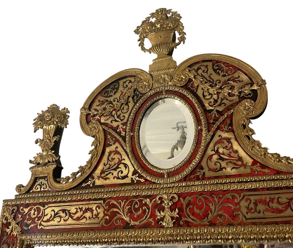 19th Century Swedish Verre Églomisé Mirror in the Taste of Burchardt Precht