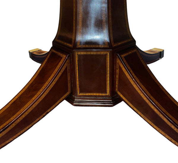 Late 19th Century English Mahogany Extension Dining Table
