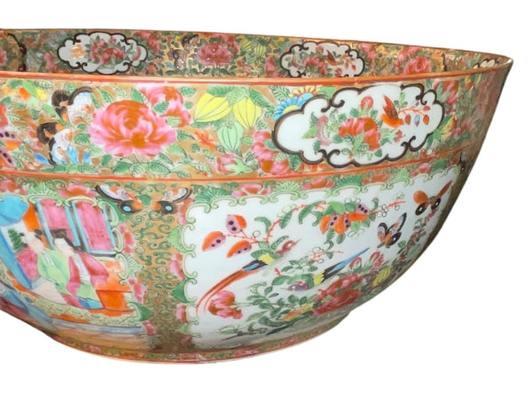 Late 19th Century Chinese Export Rose Medallion Bowl