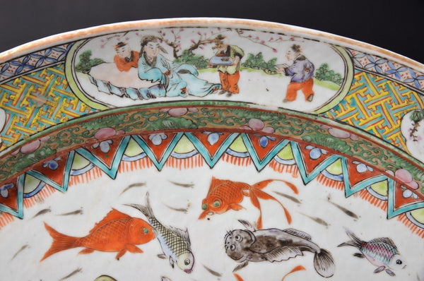 Pair of Late 19th Century Chinese Export Famille Verte Platters