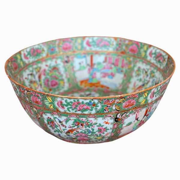 Large Late 19th Century Rose Medallion Chinese Export Bowl