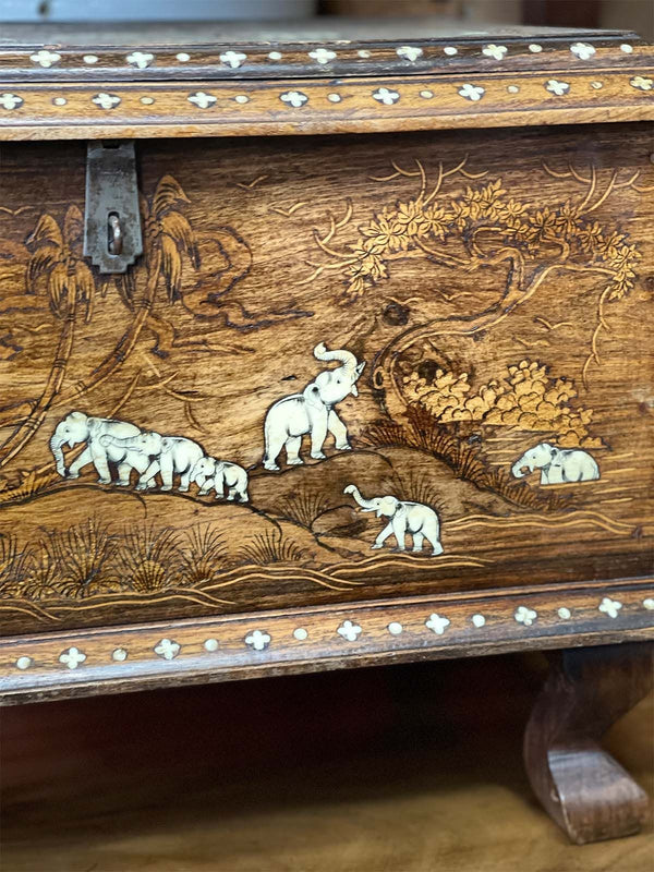 Anglo-Indian Inlaid Elephant Motif Box