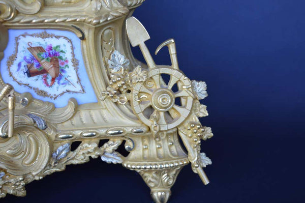 Late 19th Century French Gilt and Ormulu Mantel Clock