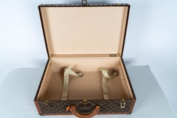 Two Vintage Louis Vuitton Trunks – PEGASO GALLERY DESIGN