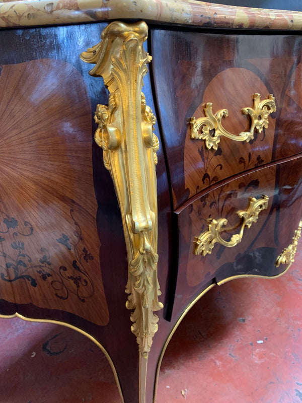 Early 20th Century Louis XV Style Gilt Bronze Marquetry Commode
