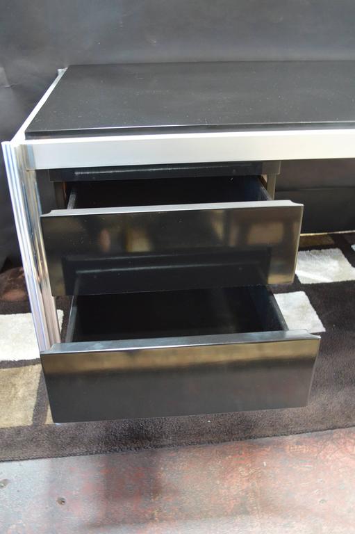 Aluminum Framed Desk in High Black Gloss